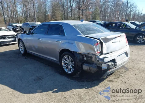 2016 Chrysler 300C z USA, uszkodzony, nr VIN 2C3CCAEG3GH343170